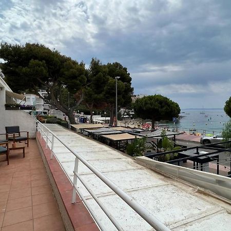 Precioso Apartamento Moderno En Primera Linea Del Mar Av-11 Rosas Exteriör bild